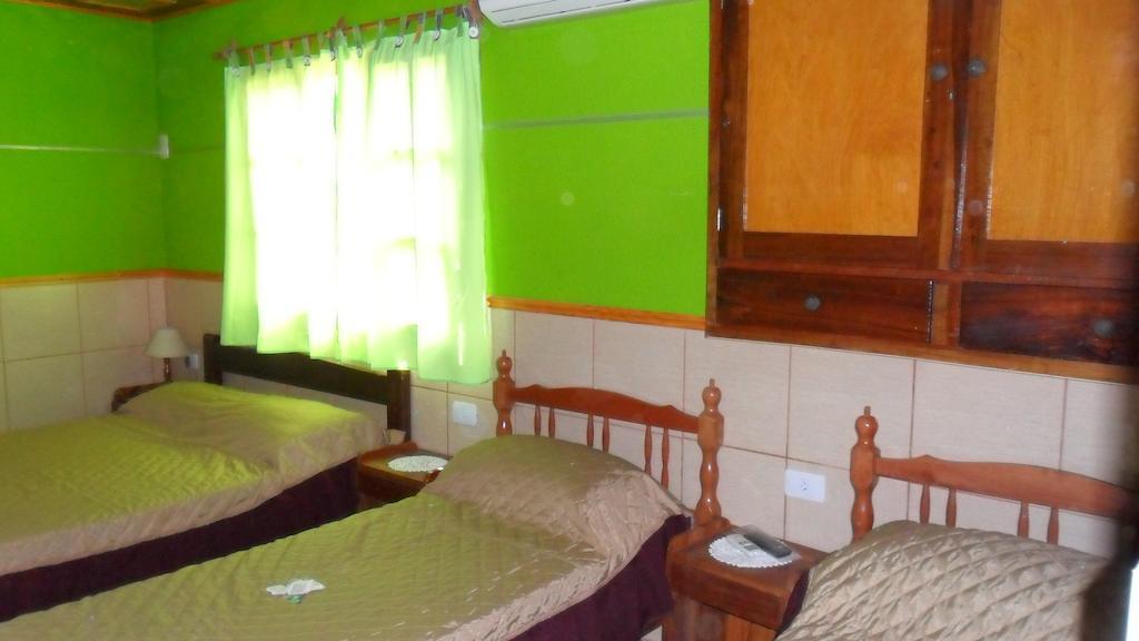 Residencial Arcoiris Hotel Puerto Iguazú Cameră foto